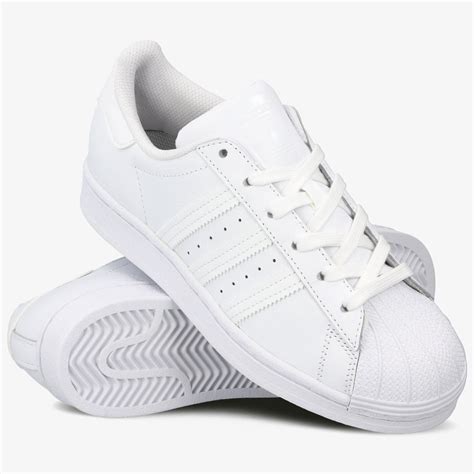 adidas weiß flache sohle|Flache weiße adidas Schuhe .